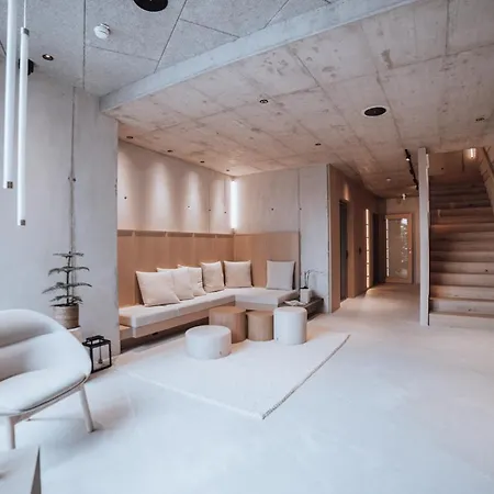 Haus Jausern 萨尔巴赫