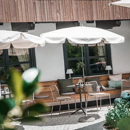Haus Jausern Ξενοδοχείο 4*