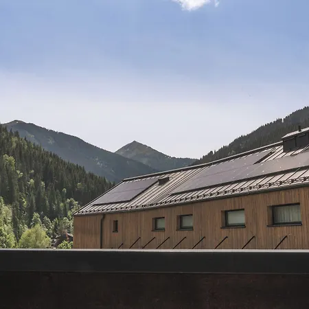 Hotel Haus Jausern 4*