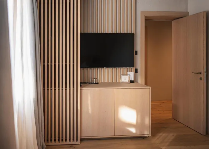 Haus Jausern Otel 4*