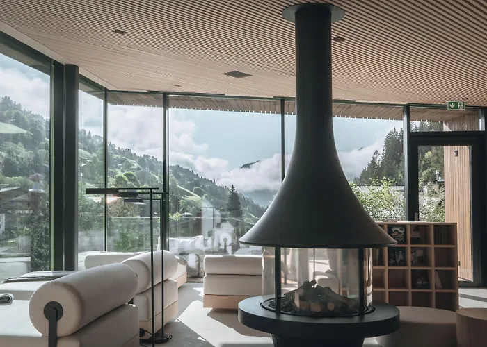 Haus Jausern Hotel 4*